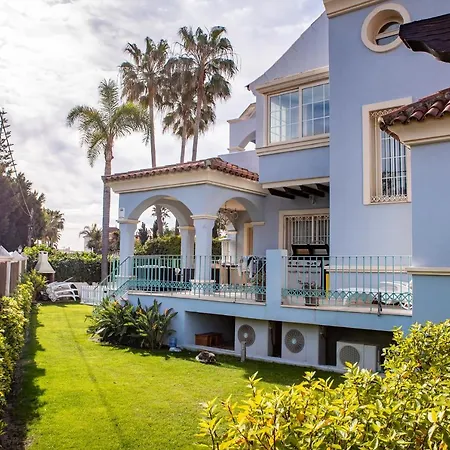 House In Puerto Banus And San Pedro 50m From The Sea With Private Pool Holiday home